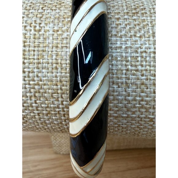 J.Crew Gold-Plated Black & Cream Enamel Striped Bangle Bracelet Womens Size 7" D - Picture 6 of 7